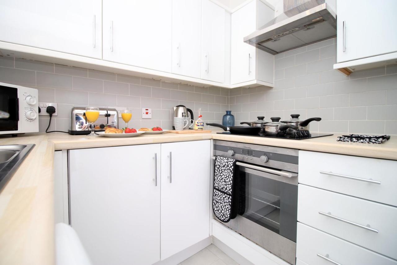 St Thomas Loft Views By Ssw - 2Br, Parking, Sleeps 4, Easy Access To City Centre, Marina, Beach And M4 Суонси Экстерьер фото