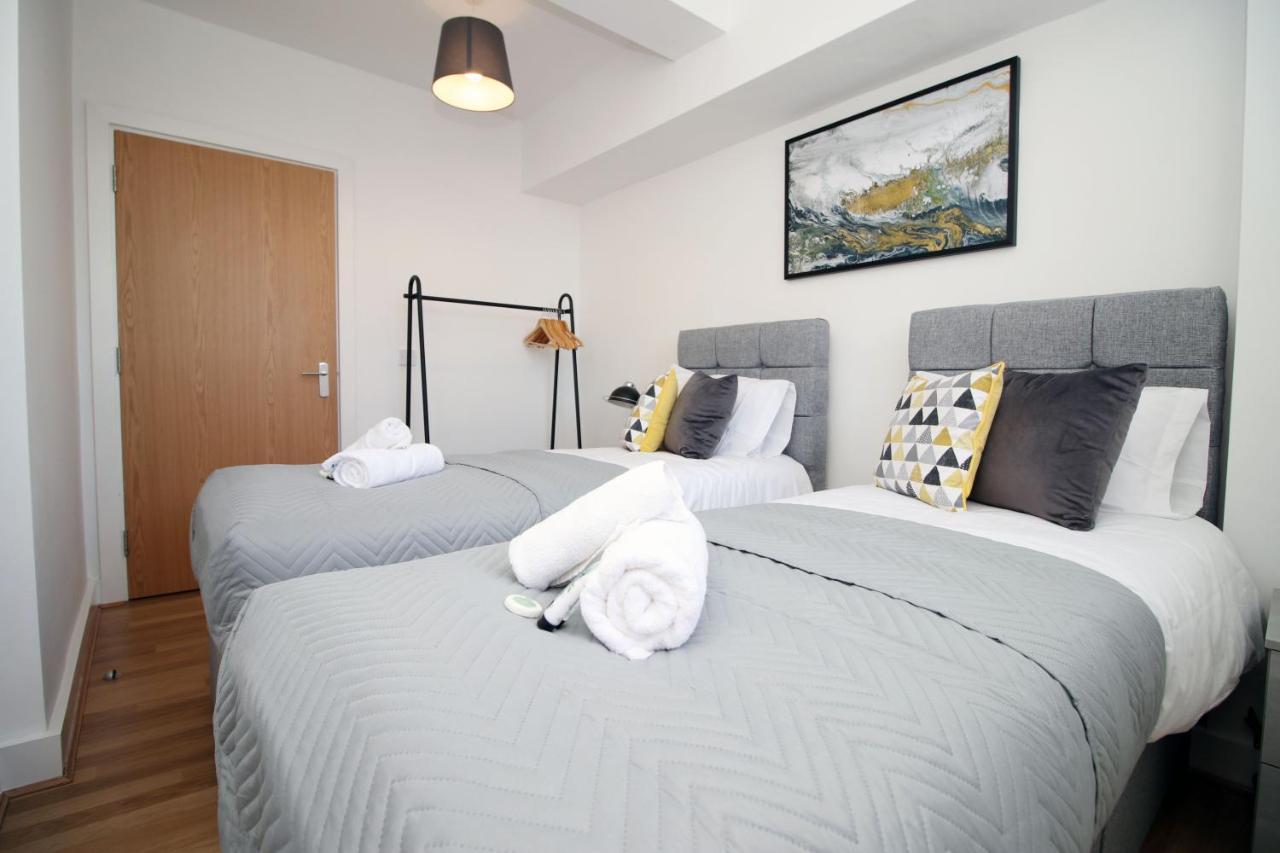 St Thomas Loft Views By Ssw - 2Br, Parking, Sleeps 4, Easy Access To City Centre, Marina, Beach And M4 Суонси Экстерьер фото