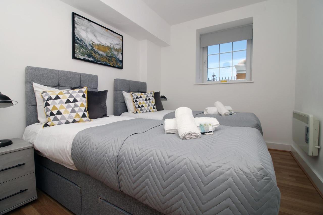 St Thomas Loft Views By Ssw - 2Br, Parking, Sleeps 4, Easy Access To City Centre, Marina, Beach And M4 Суонси Экстерьер фото