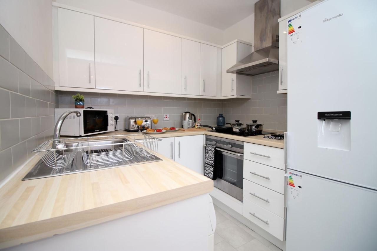 St Thomas Loft Views By Ssw - 2Br, Parking, Sleeps 4, Easy Access To City Centre, Marina, Beach And M4 Суонси Экстерьер фото